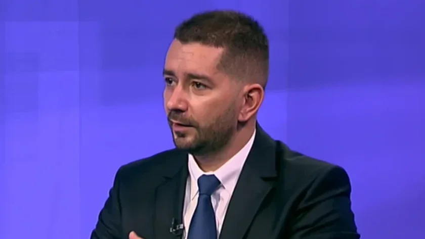 Слави Василев атакува „Позитано“: Лицемерието няма да ви спаси