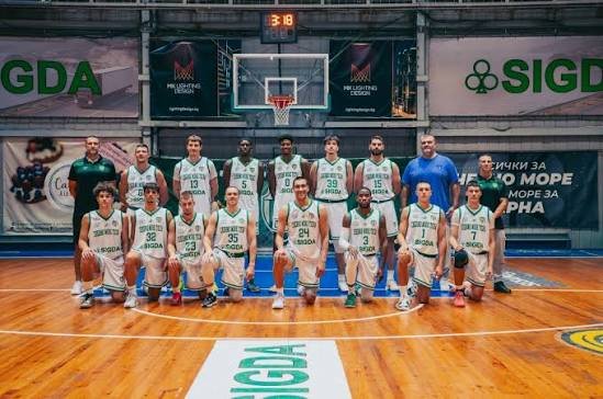 Черно море Тича разби Академик в Пловдив и се върна към победите