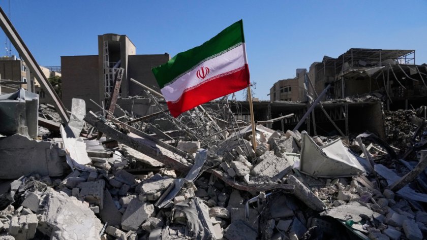 Иранец описва ситуацията в Иран: Жителите се радват на ударите заради тежкия живот