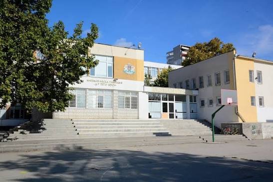 Варна отвори нов STEM център за най-малките: НУ „Васил Левски“ залага на обучение чрез експерименти