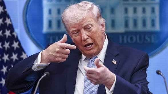 Тръмп заплаши: „Елиминираме“ всеки ирански кораб, доближил блокадата