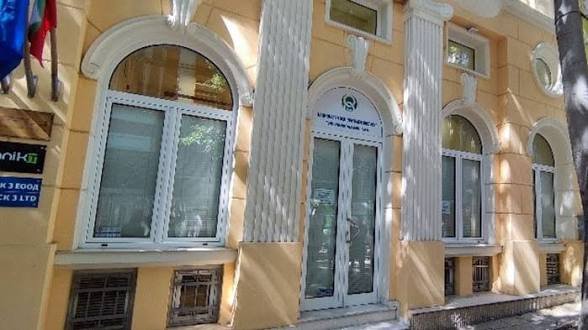 Сигнал за бомба в НОИ–Варна: евакуация след имейл, проверката не откри опасност