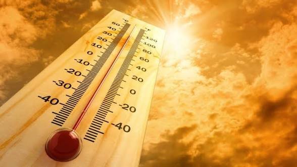 Жълт код за жеги в 16 области: вътрешността стига 38°, морето остава по-поносимо
