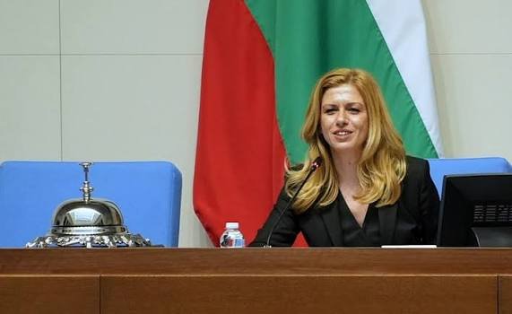 Михаела Доцова към Варна и празнуващите градове: „Нека Богородица закриля всички ни“