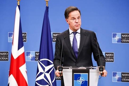 Рюте в Киев: НАТО обсъжда ускорена военна помощ и щит за украинското небе