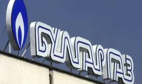 „Булгаргаз“ предлага нова цена за газа през август: лек спад, но риск от по-малки доставки от Азербайджан