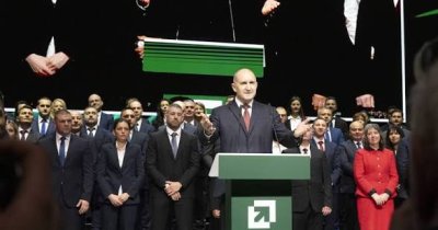 Радев излиза сред хората във Варна: среща в Спортна зала и обход през центъра