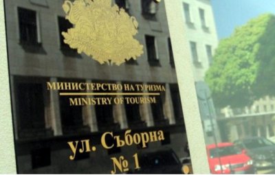 Нови евакуационни полети от ОАЕ: стотици българи още са в региона