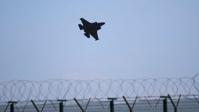 Европа праща фрегати и изтребители към Кипър след удар с ирански дрон по британска база