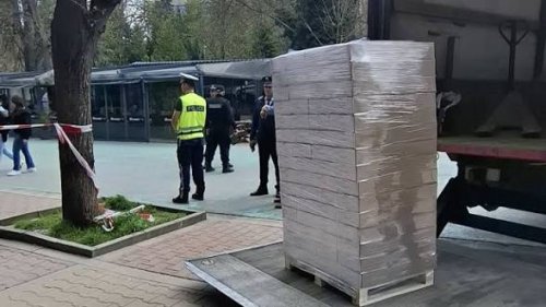 Дефектни бюлетини в Добрич: РИК получи нови 150 000, проверките тръгнаха на ръка
