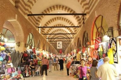 Турци към българи: Пропуснете Одрин &ndash; Лозенград излиза по-евтино за пазар и мебели