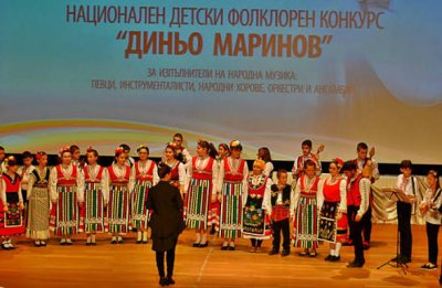 Варна се превръща в сцена за над 400 деца: рекорден интерес към конкурса &bdquo;Диньо Маринов&ldquo;