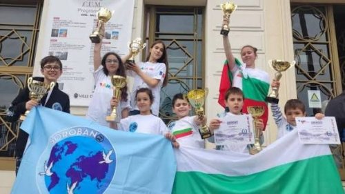 Варненски деца станаха световни шампиони по ментална аритметика в Ница