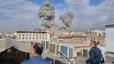 Ударите се разширяват: Израел атакува Техеран и Бейрут, Иран отвръща