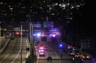 Израел възобновяват атаките срещу Техеран