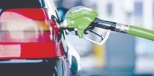 Проверете си сметките: Държавата започва преводи за гориво &ndash; кой взима 20 евро месечно