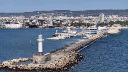 Рокади на тъмно в &bdquo;Пристанище Варна&ldquo;: смениха шефа на борда, новият е временно решение