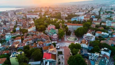 Варна затяга движението за 8 март: мотошествие затваря ключови булеварди в центъра