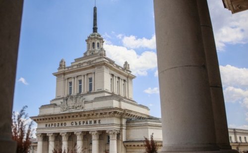 Подкрепата за Радев продължава да расте, инфлацията е решаваща за избирателите