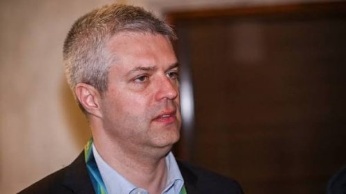 Над 26,6 тона боклук за часове: Варна излезе да чисти, кметът на терен