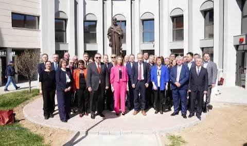 Управителният съвет на Съвета на ректорите излезе със свое становище относно бъдещото управление на образователната система у нас