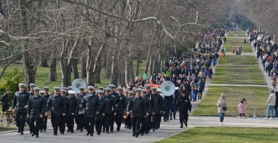 Варна отбеляза Освобождението на България с церемонии, шествия и концерти