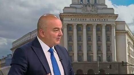 Министър Абровски към Варна: Спрете с оправданията и махнете незаконните постройки в &bdquo;Баба Алино&ldquo;