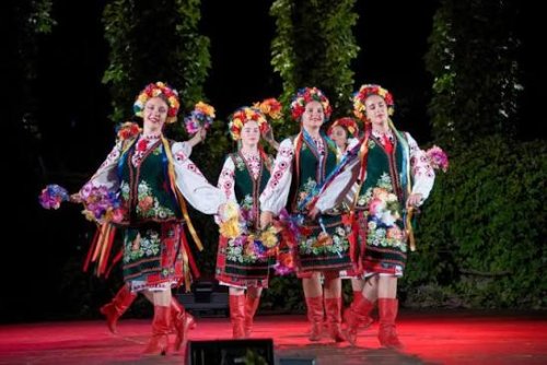 Варна пуска юбилейна марка за &bdquo;Варненско лято&ldquo;: лимитирано издание и продажба само за час