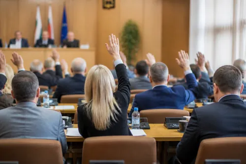 Съветници във Варна приеха програма за 9,2 млн. евро и поискаха отчет