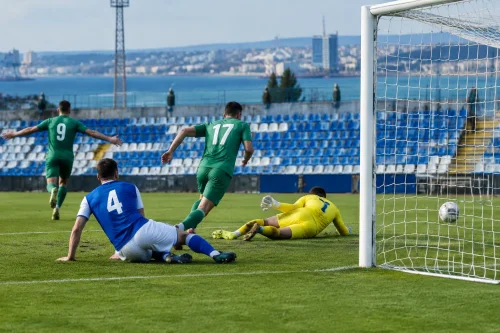 Ботев Враца победи Фратрия с 2:1 във Варна