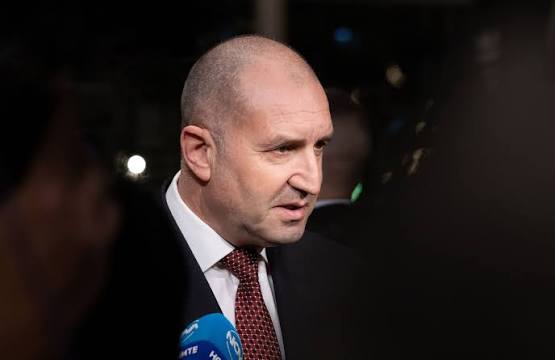 АИКБ: Пазарите се паникьосват, Европа е по-готова — но бизнесът остава без реална енергийна защита