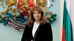 Йотова с великденско послание: „В размирно време имаме нужда от повече надежда и мир“