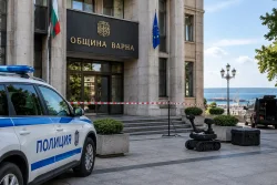 Нов сигнал за бомба в община Варна активира проверки