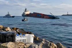 Корабът CONTSHIP JET потъна край Шабла, чакат проби