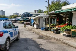Община Варна проверява обектите край Зеленчуковата борса