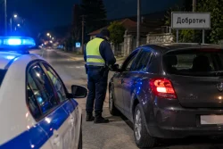 Полицията във Варненско хвана 31-годишен без книжка при проверка